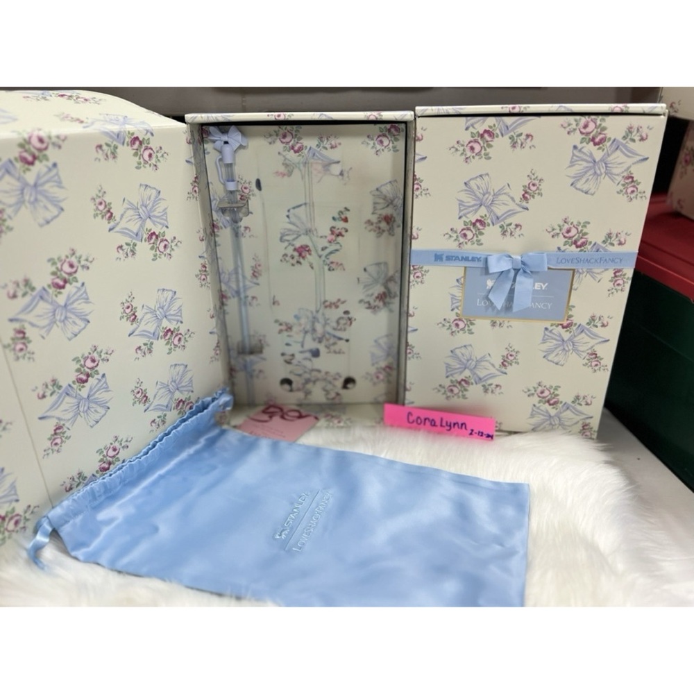 💥RARE💥 Brand New LoveShack Fancy BOX ONLY FOR THE 40oz Rose Beaux Blue Tumbler
